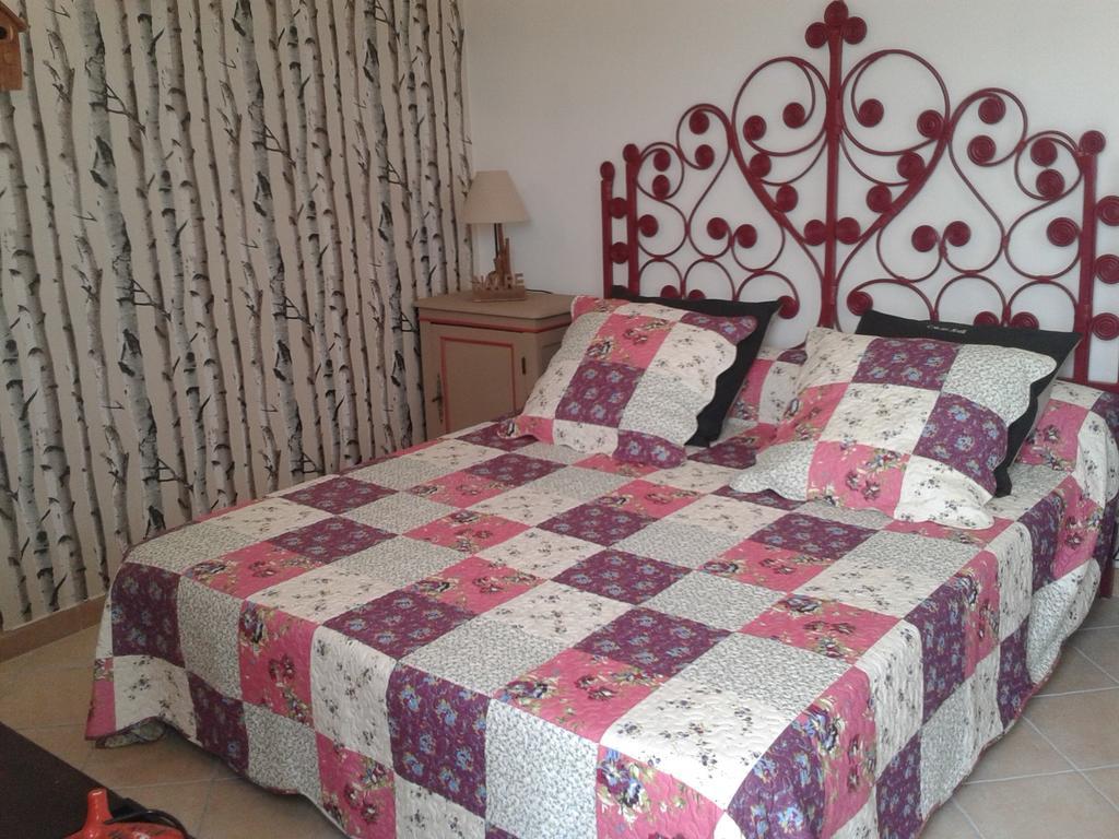 B&B Le Clos Des Cigales Cassis Bilik gambar