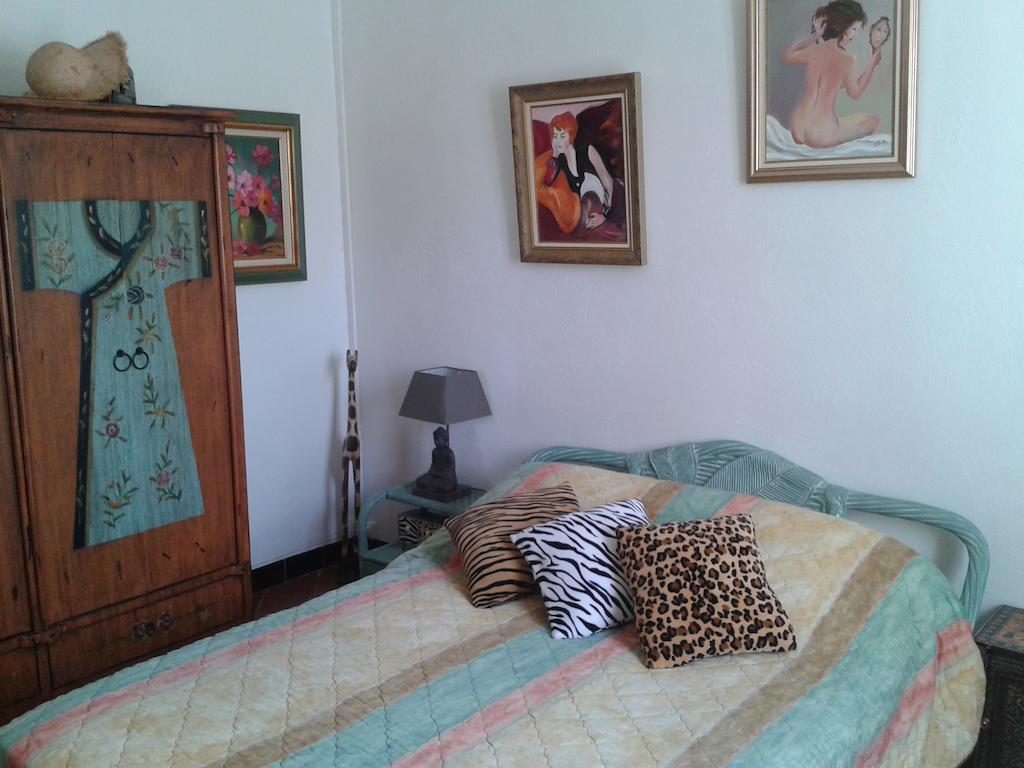 B&B Le Clos Des Cigales Cassis Bilik gambar