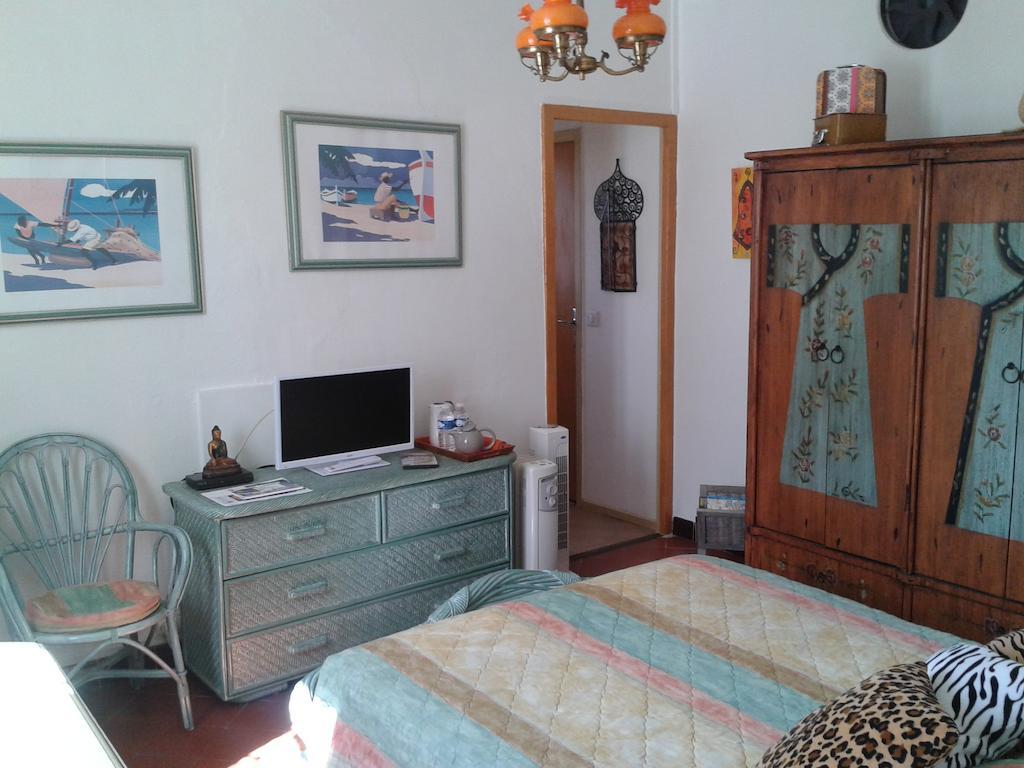 B&B Le Clos Des Cigales Cassis Bilik gambar