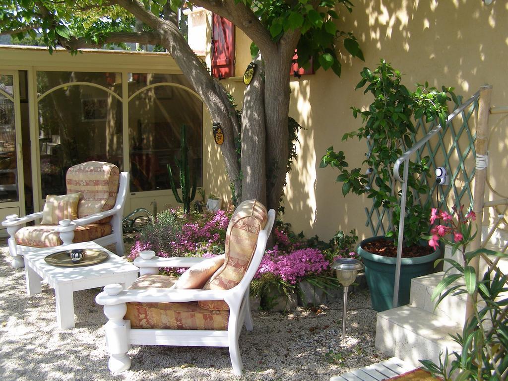 B&B Le Clos Des Cigales Cassis Luaran gambar